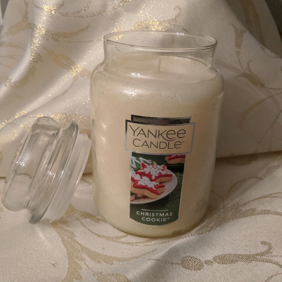 Yankee Candle | Christmas Cookie - Picture 3 of 3